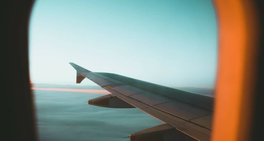 Flight Tracker Apps for Android & iOS | 9 Best Apps (2024)
